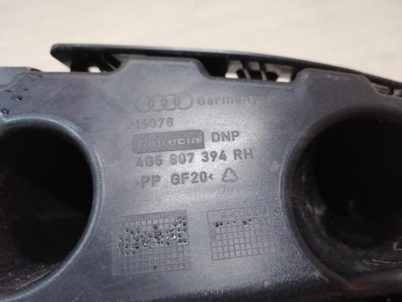 Audi A6 C7 крепление заднего бампера правое под фонарь