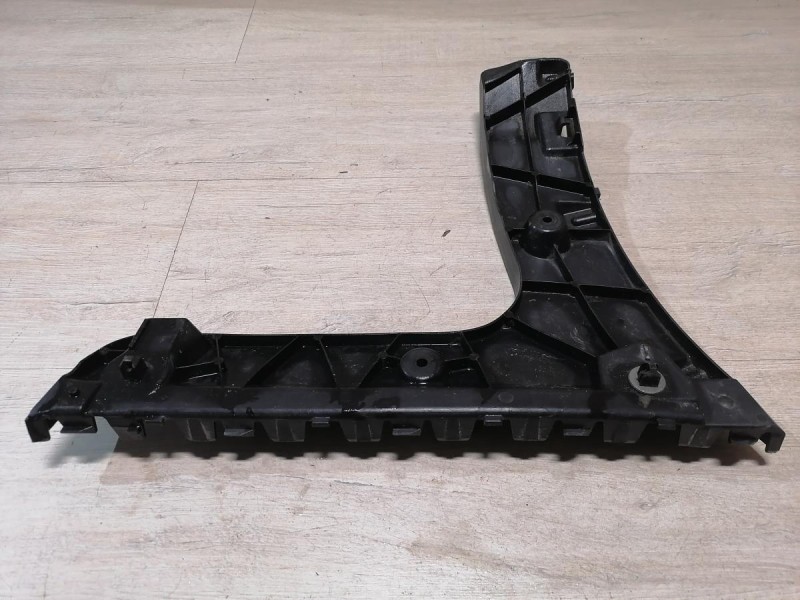 Audi A6 C7 крепление заднего бампера правое на крыло