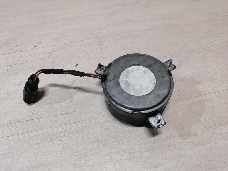 Passat B7 моторчик вентилятора охлаждения двигателя