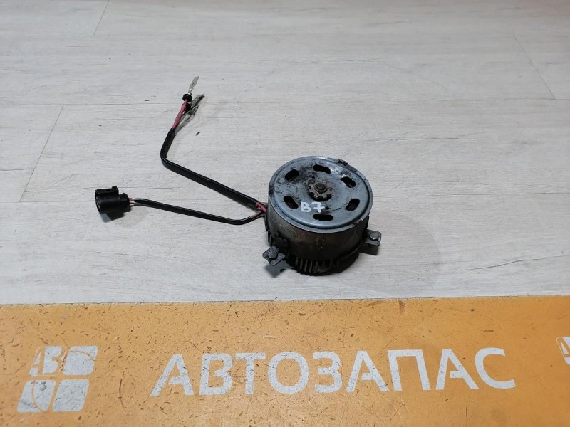 Passat B7 моторчик вентилятора охлаждения двигателя