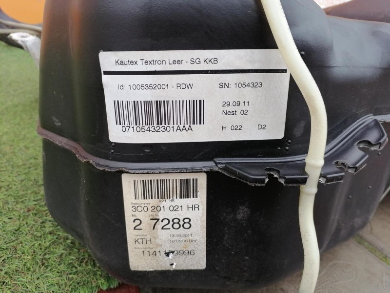 Passat B7 бензобак