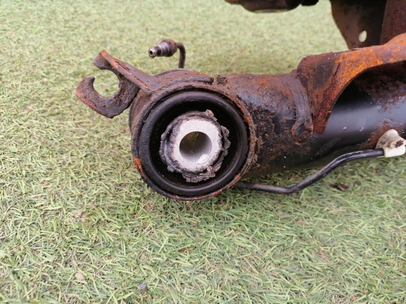 Passat B7 подрамник задний