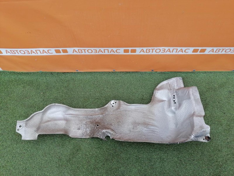 Passat B7 тепловой экран глушителя 3c0825721d деф