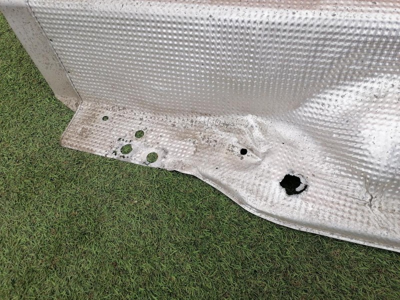 Passat B7 тепловой экран глушителя 3c0825671k деф