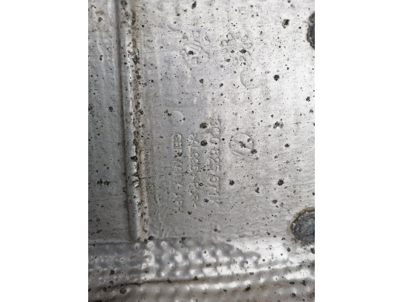 Passat B7 тепловой экран глушителя 3c0825671k деф