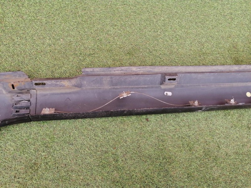 Passat B7 накладка на порог правая