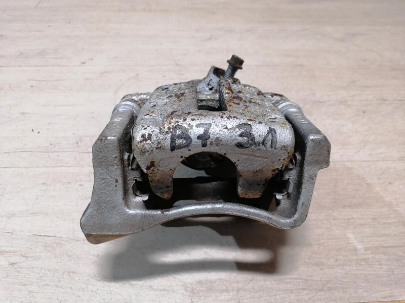 Passat B7 суппорт задний левый