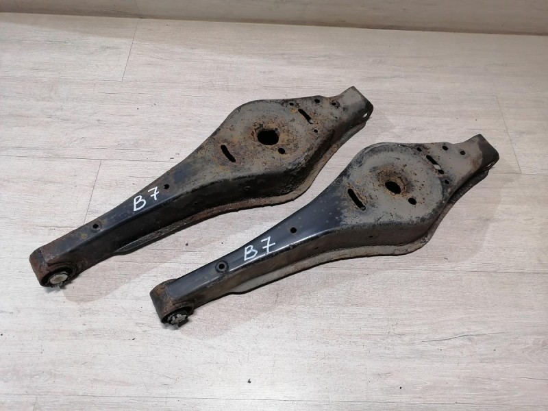 Passat B7 рычаг задний под пружину деф