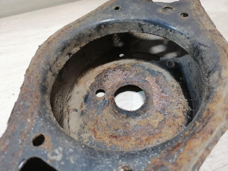 Passat B7 рычаг задний под пружину деф