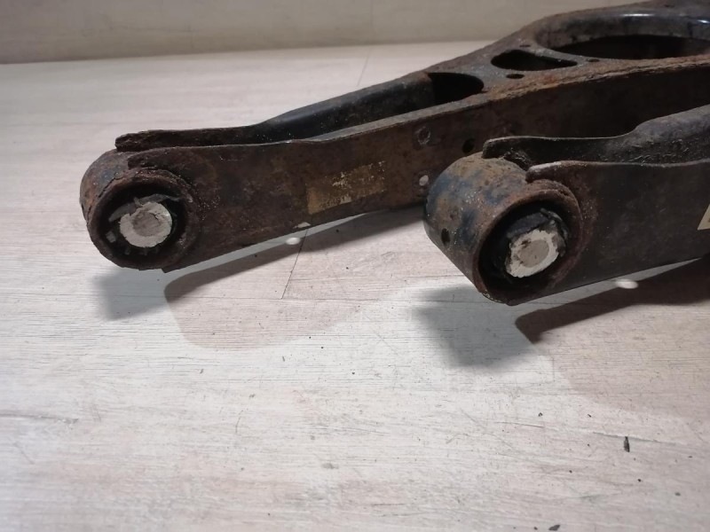 Passat B7 рычаг задний под пружину деф