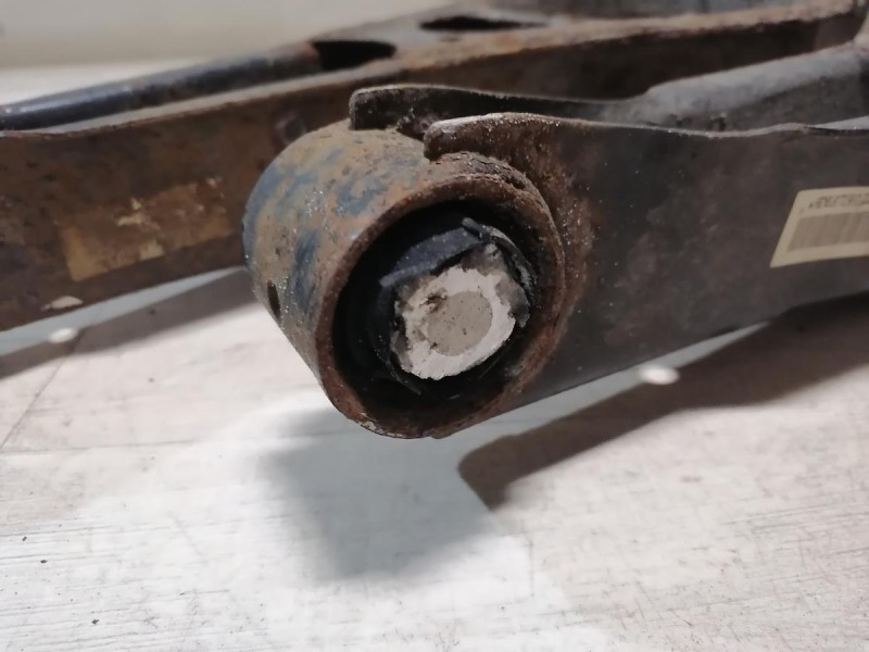 Passat B7 рычаг задний под пружину деф