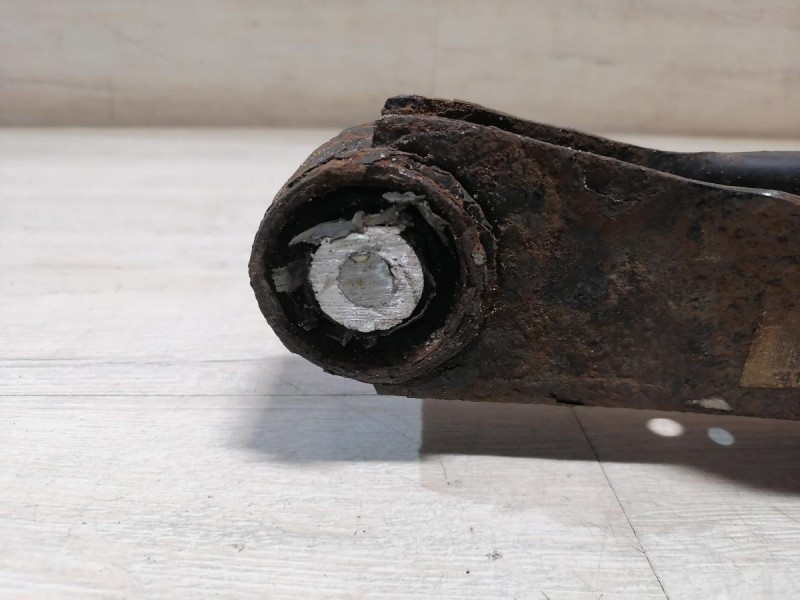 Passat B7 рычаг задний под пружину деф