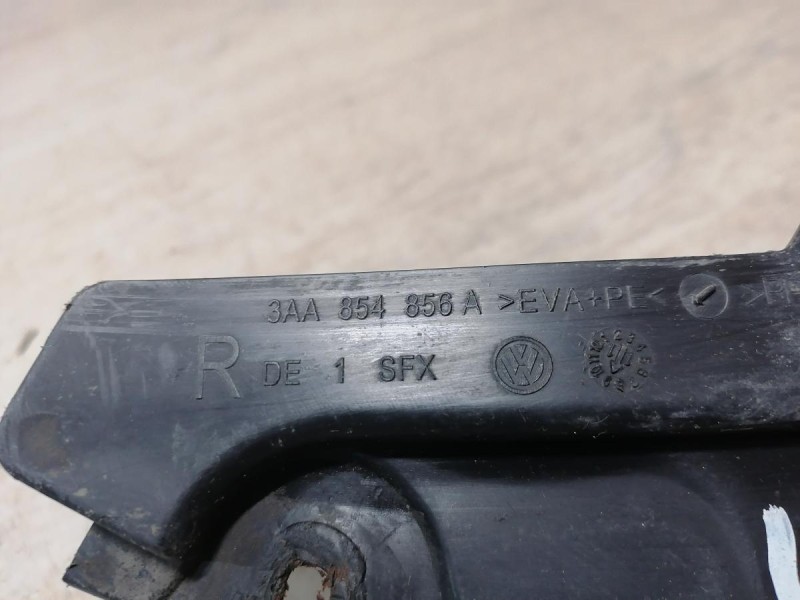 Passat B7 брызговик заднего колеса передний правый