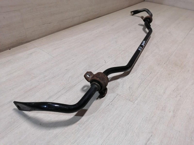 Passat B7 стабилизатор задний