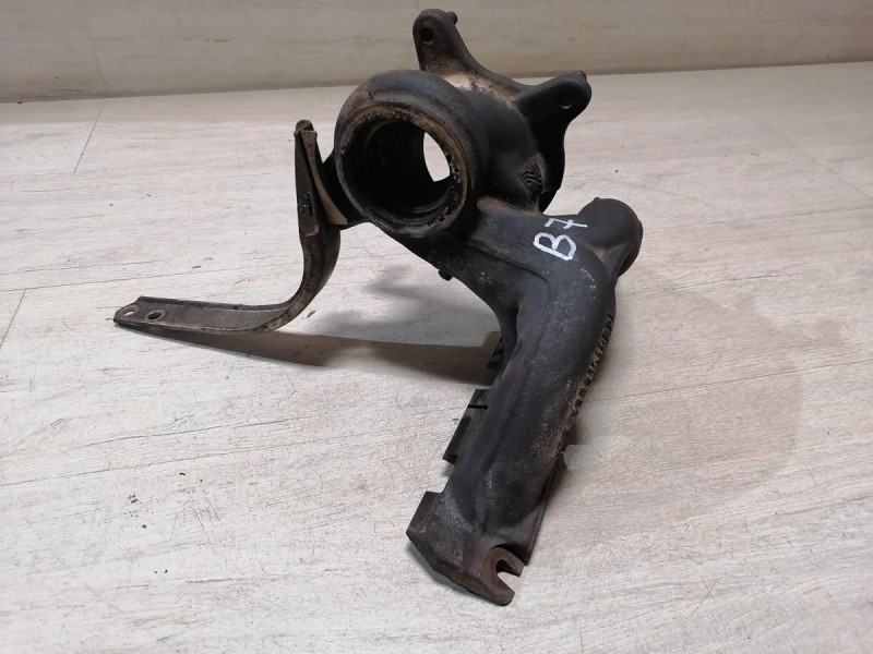 Passat B7 коллектор выпускной турбины