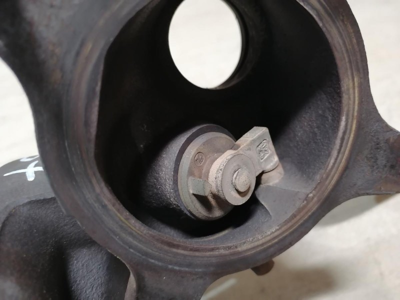 Passat B7 коллектор выпускной турбины