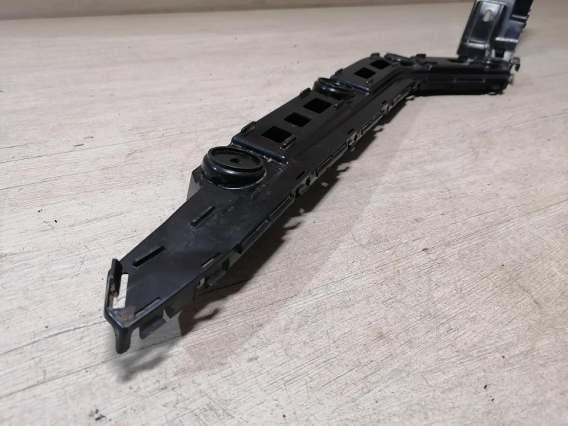 Passat B7 крепление заднего бампера левое