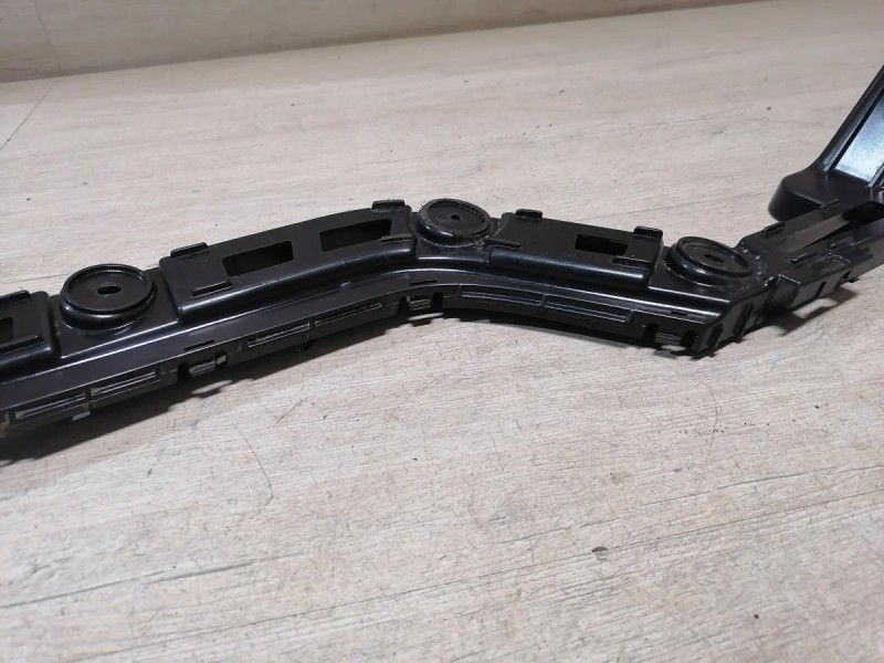 Passat B7 крепление заднего бампера левое