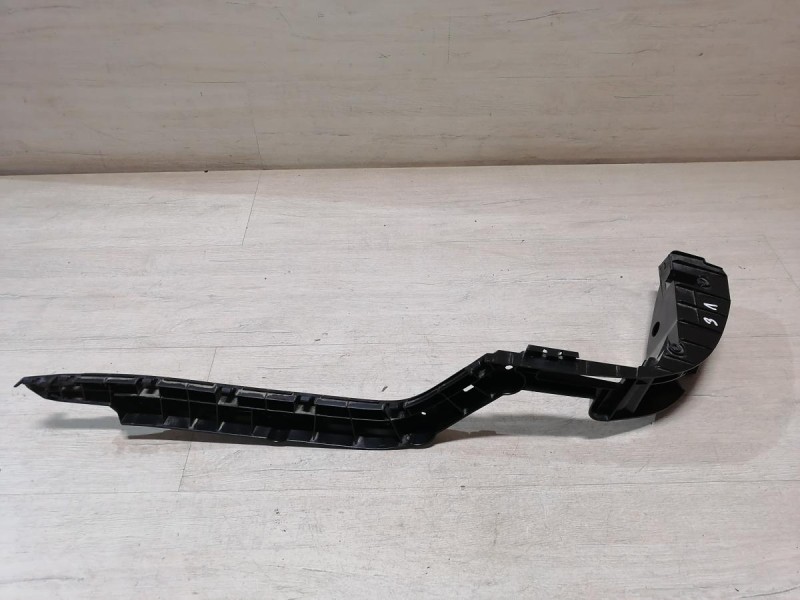 Passat B7 крепление заднего бампера левое