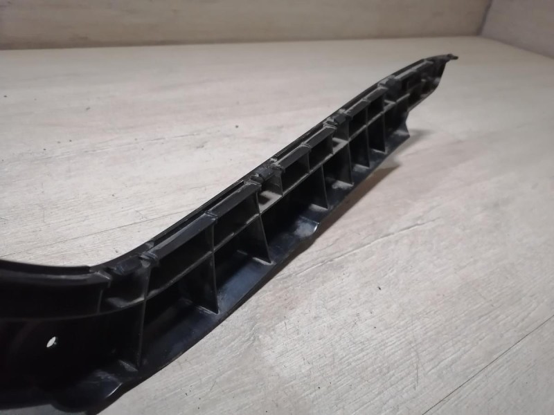 Passat B7 крепление заднего бампера правое