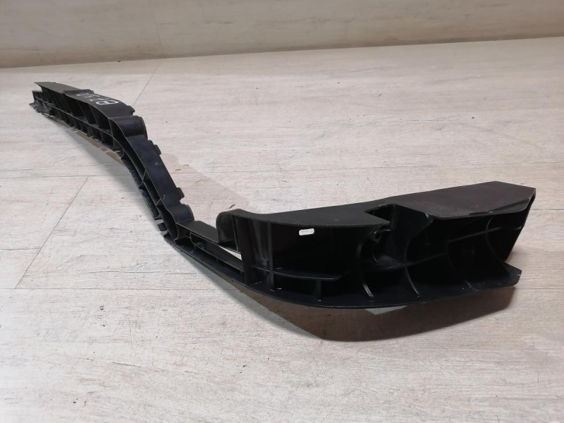 Passat B7 крепление заднего бампера правое