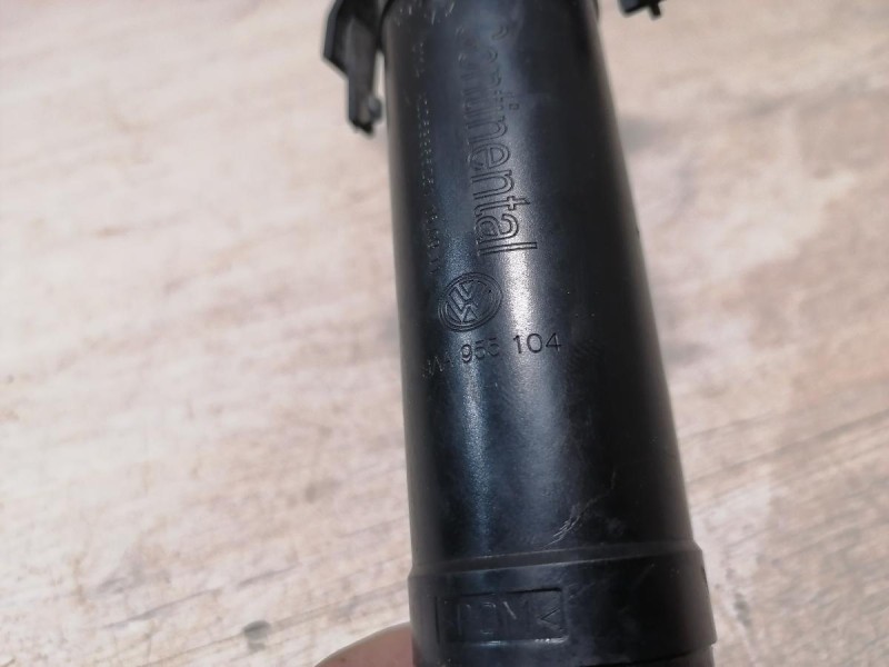 Passat B7 форсунка омывателя фар правая