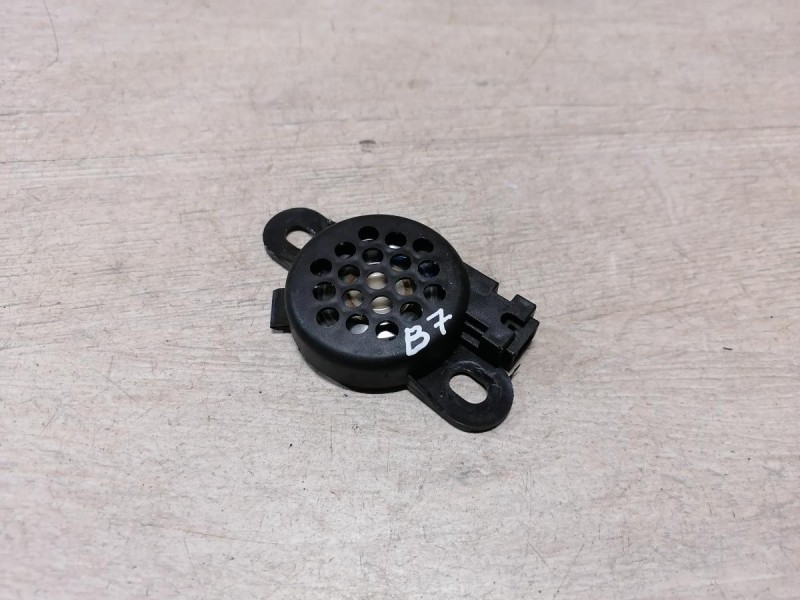 Passat B7 динамик парктроников