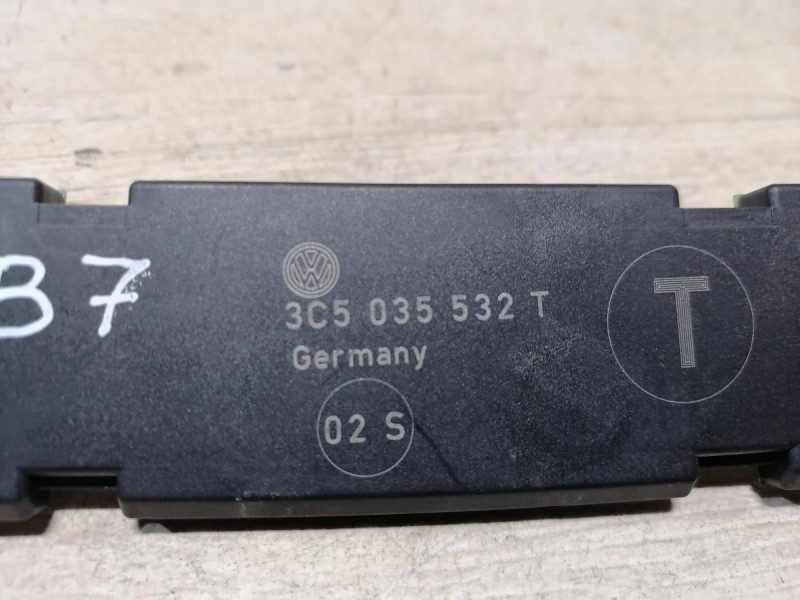 Passat B7 усилитель антенны