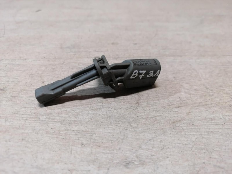 Passat B7 датчик абс задний левый