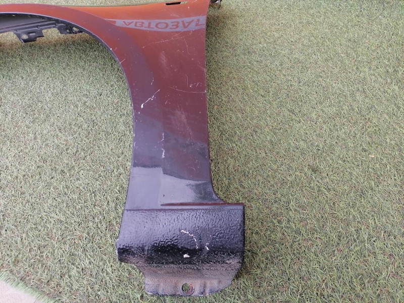 Cruze №4 крыло переднее левое деф