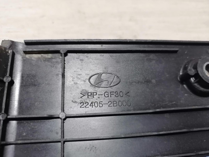 Solaris №4 крышка двигателя декоративная