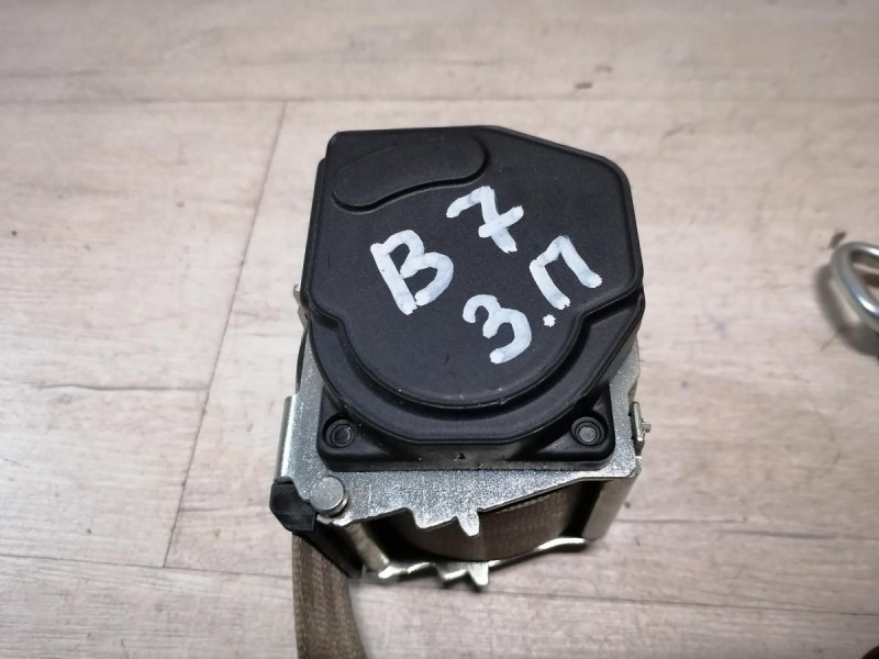 Passat B7 ремень безопасности задний правый целый