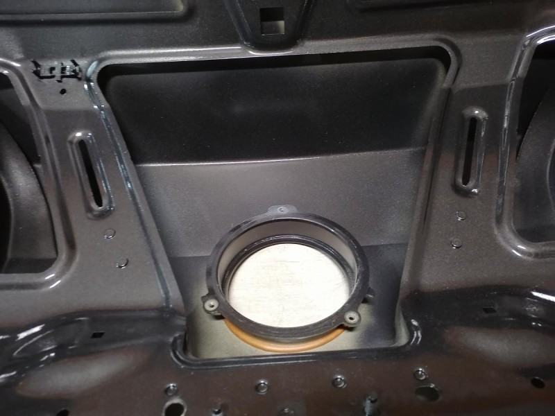 Passat B7 крышка багажника