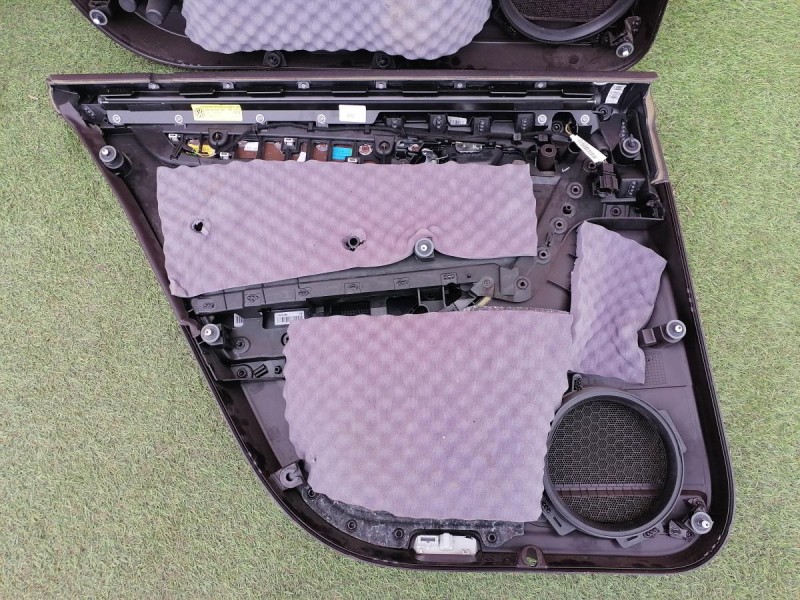 Passat B7 обшивка двери к-кт