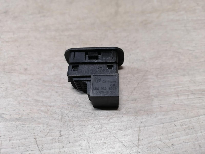 Passat B7 кнопка отключения сигнализации