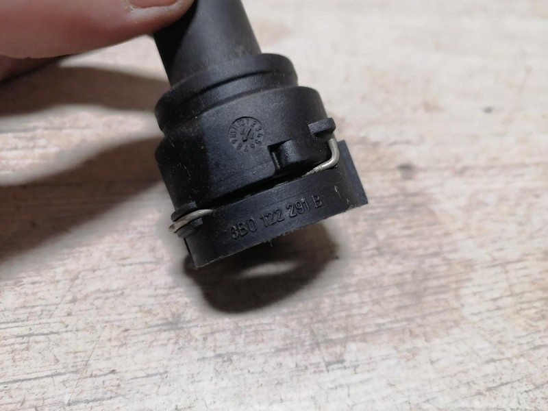 Passat B7 фланец радиатора охлаждения быстросъем 3b0122291b