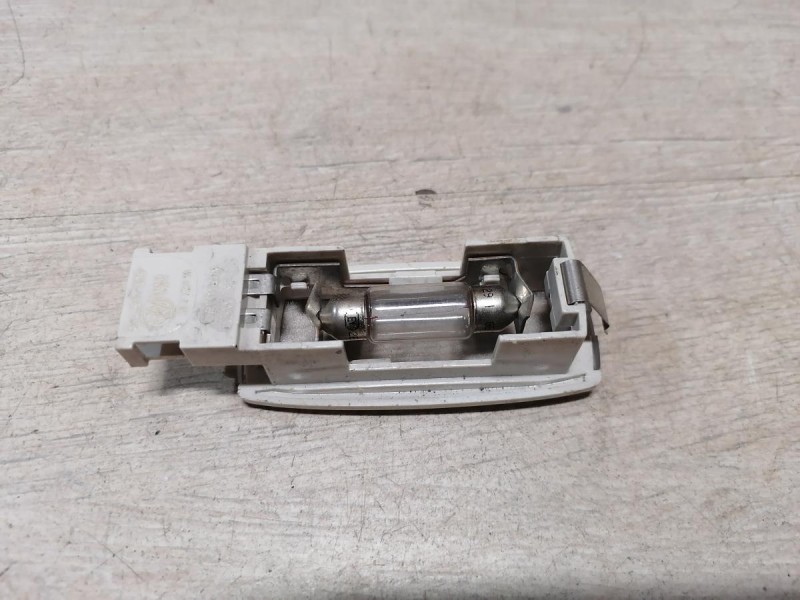 Passat B7 плафон солнцезащитного козырька