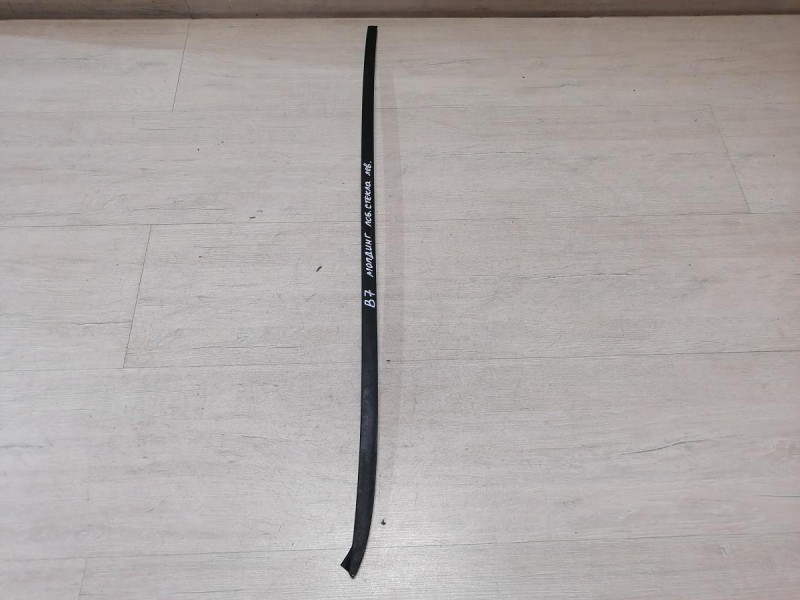 Passat B7 молдинг крыши левый