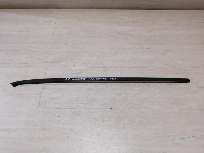 Passat B7 молдинг крыши правый