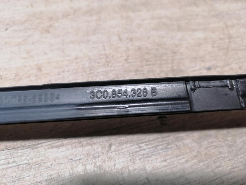 Passat B7 молдинг крыши правый