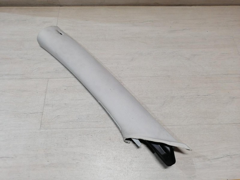 Passat B7 обшивка передней стойки верхняя левая