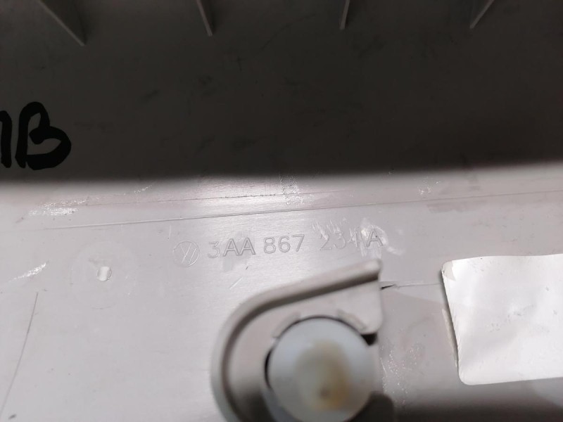 Passat B7 обшивка передней стойки верхняя правая