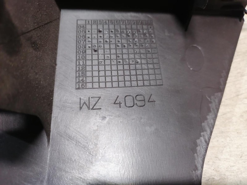 Passat B7 обшивка передней стойки нижняя правая