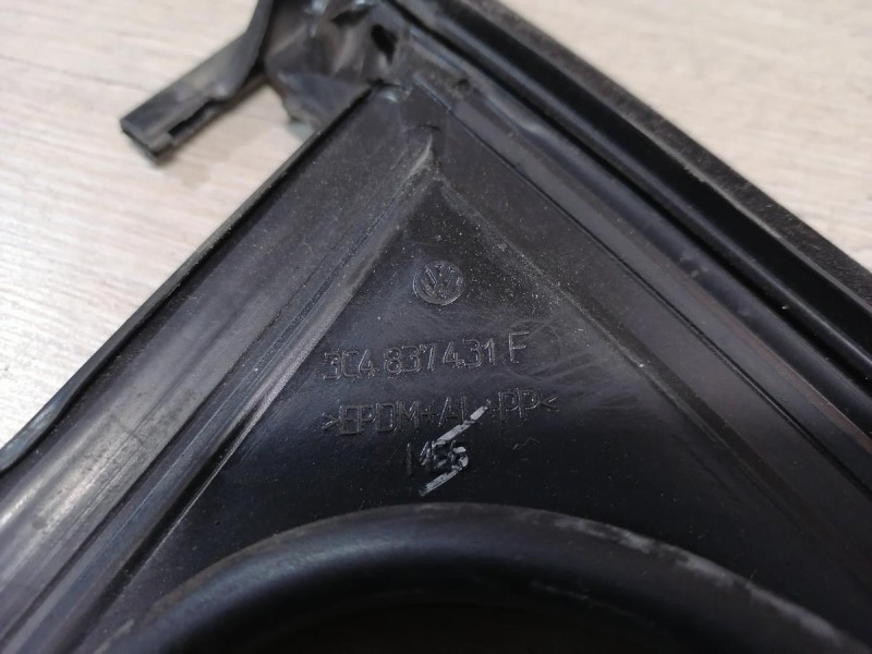 Passat B7 бархотка верхняя уплотнитель стекла передняя левая