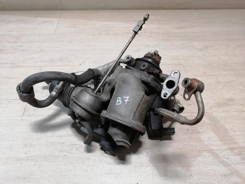 Passat B7 турбина на запчасти деф