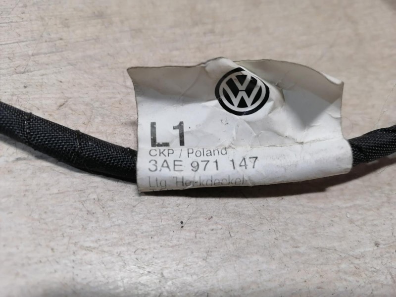 Passat B7 проводка крышки багажника