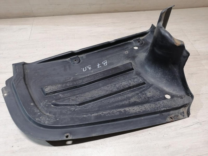 Passat B7 пыльник бампера днища задний правый