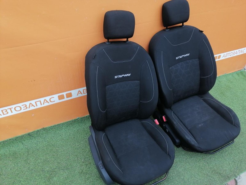 Sandero №17 сиденье переднее к-кт
