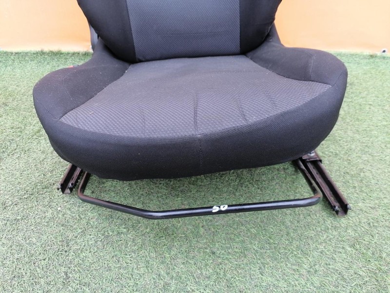 Sandero №16 сиденья передний к-кт