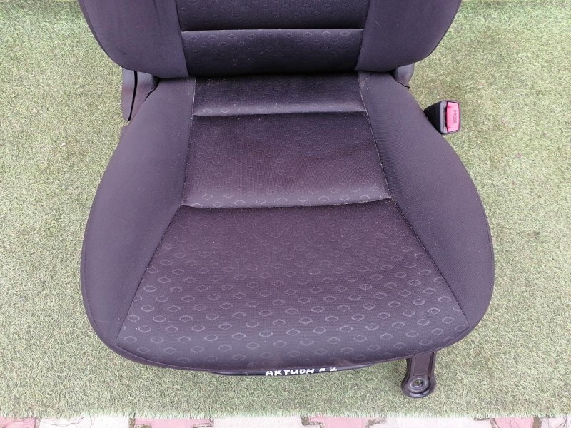 Actyon №2 сиденье правое